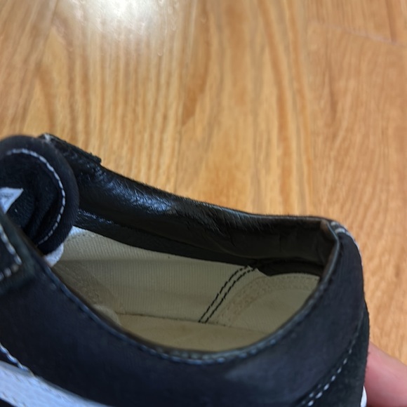 Vans Old Skool Suede Sneakers - Picture 6 of 7